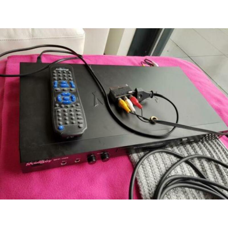 mad boy MFP1000 cd/vcd/dvd player karaoke player