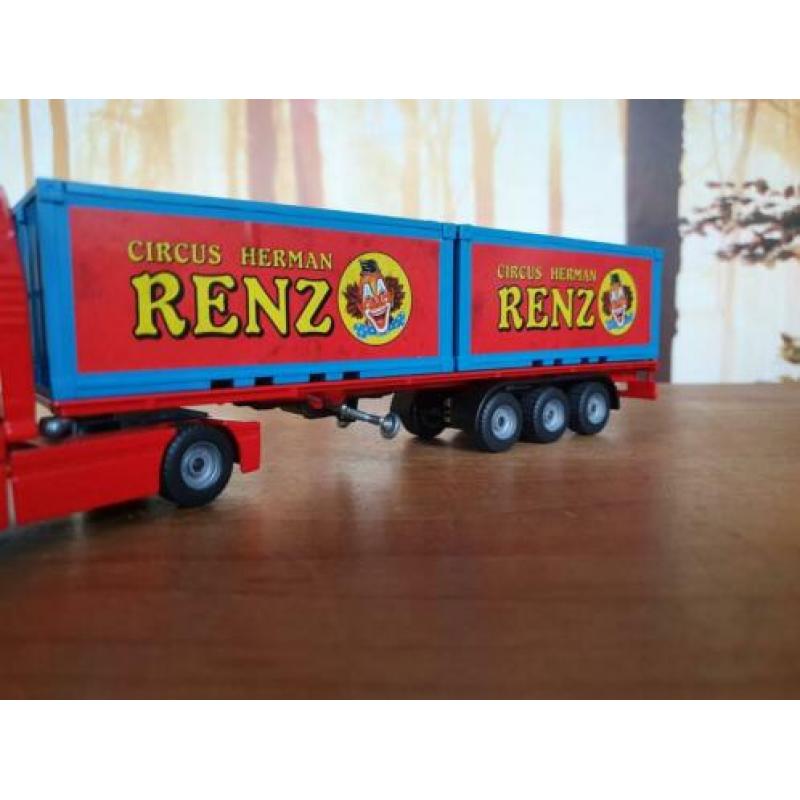 Siku MAN TGA Circus Herman Renz containers 1:55 NM