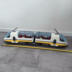 PLAYMOBIL RC TREIN 2X passagier wagon overweg station