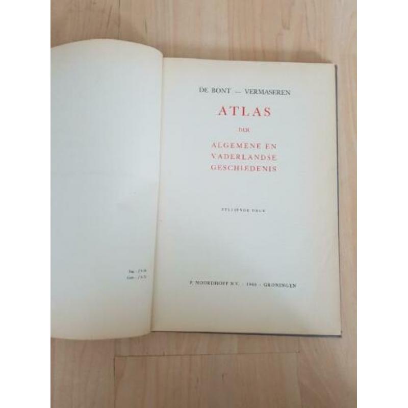 2364 - atlas algemene vaderlandsche geschiedenis 1960