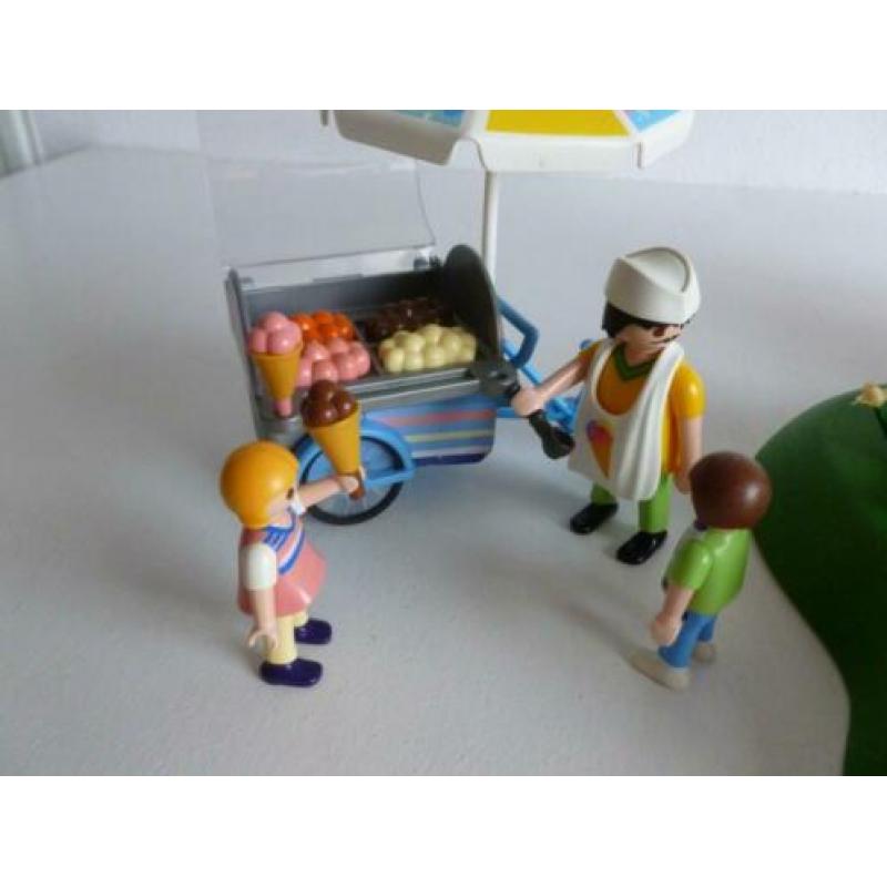 Playmobil IJssalon met IJscowagen 4234 + 3244