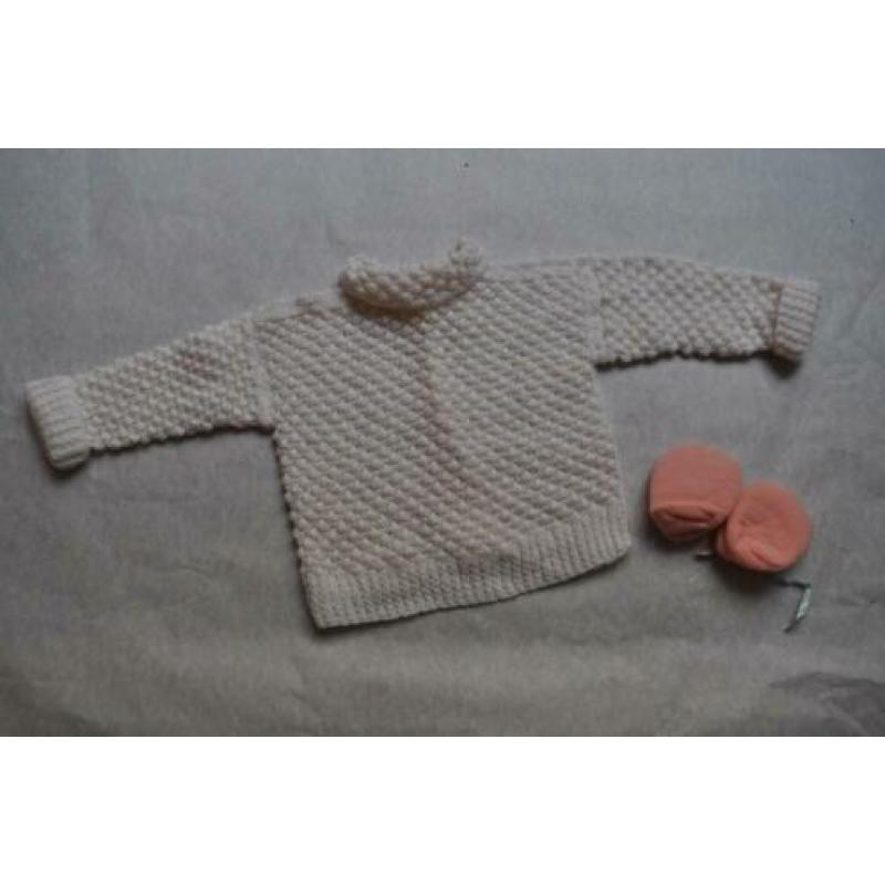 Oud Babyvestje Vest Baby Sokjes