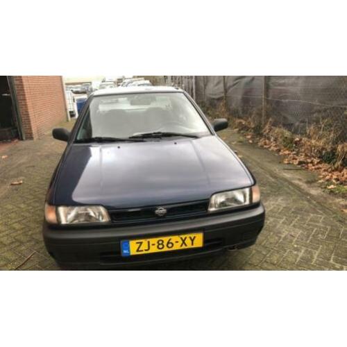 Nissan Sunny 1.4slx SDN U9 1991 Blauw Apk