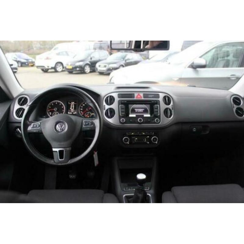 Volkswagen Tiguan 1.4 TSI Team Bluemotion Navi Trekhaak Dak