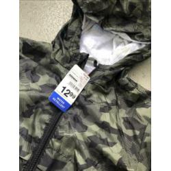 Nieuwe jas maat 122/128