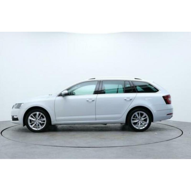Skoda Octavia Combi 1.5 TSI 150PK DSG Ambition Business Navi