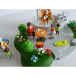 Playmobil IJssalon met IJscowagen 4234 + 3244