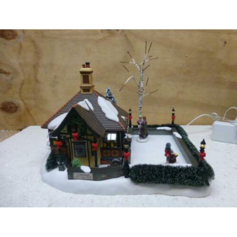 department 56 London Skating Club kerstdorp schaatsbaan