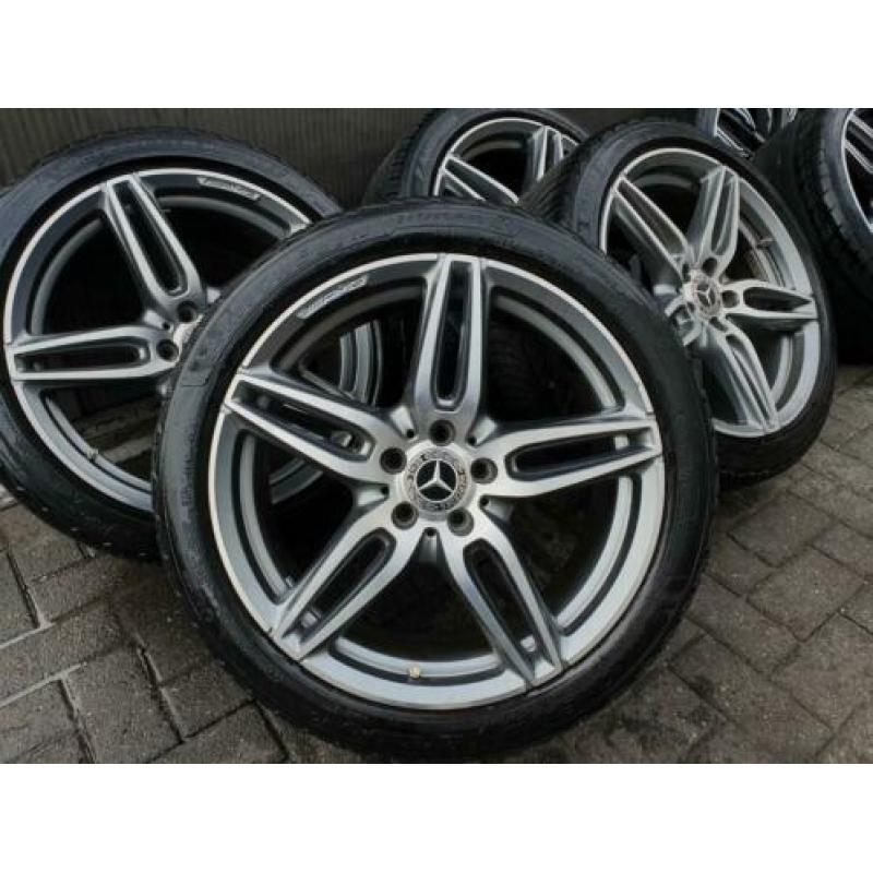 19inch ORIG MERCEDES AMG W213 E63 velgen incl a-merk banden!