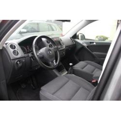 Volkswagen Tiguan 1.4 TSI Team Bluemotion Navi Trekhaak Dak