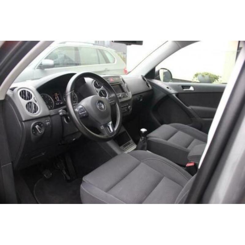 Volkswagen Tiguan 1.4 TSI Team Bluemotion Navi Trekhaak Dak