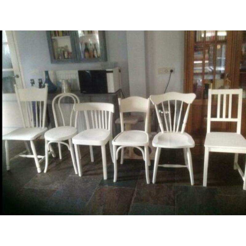 Retro en vintage stoelen, spijlenstoelen, caféstoelen!