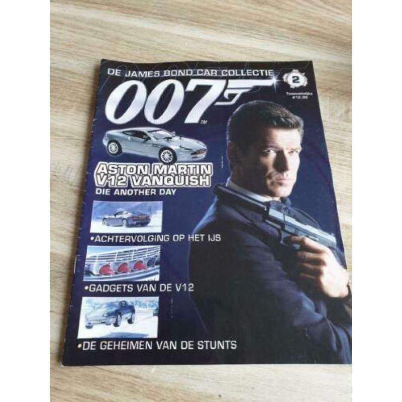 Nr.2 Aston Martin V12 Vanquish Diorama James Bond 1:43 ( UH