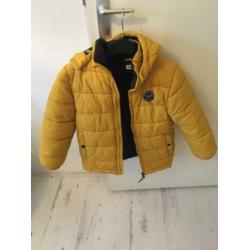 Mooie warme dik gevoerde winterjas €6