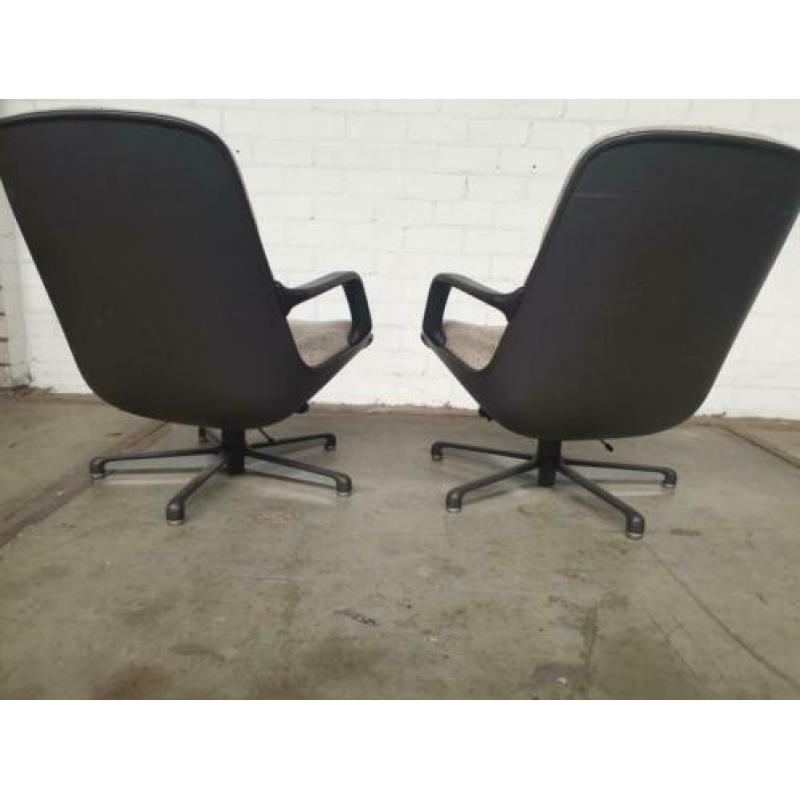 2 vintage comforto pollock fauteuils