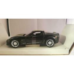 Chevrolet Corvette Stingray Schaal 1:24