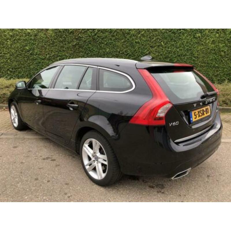 Volvo V60 2.4 D6 215pk AWD Plug-in Hybrid SUMMUM 78.000km