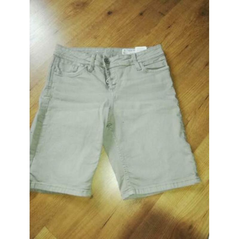 Leuke nieuwe korte spijker broek van Denim