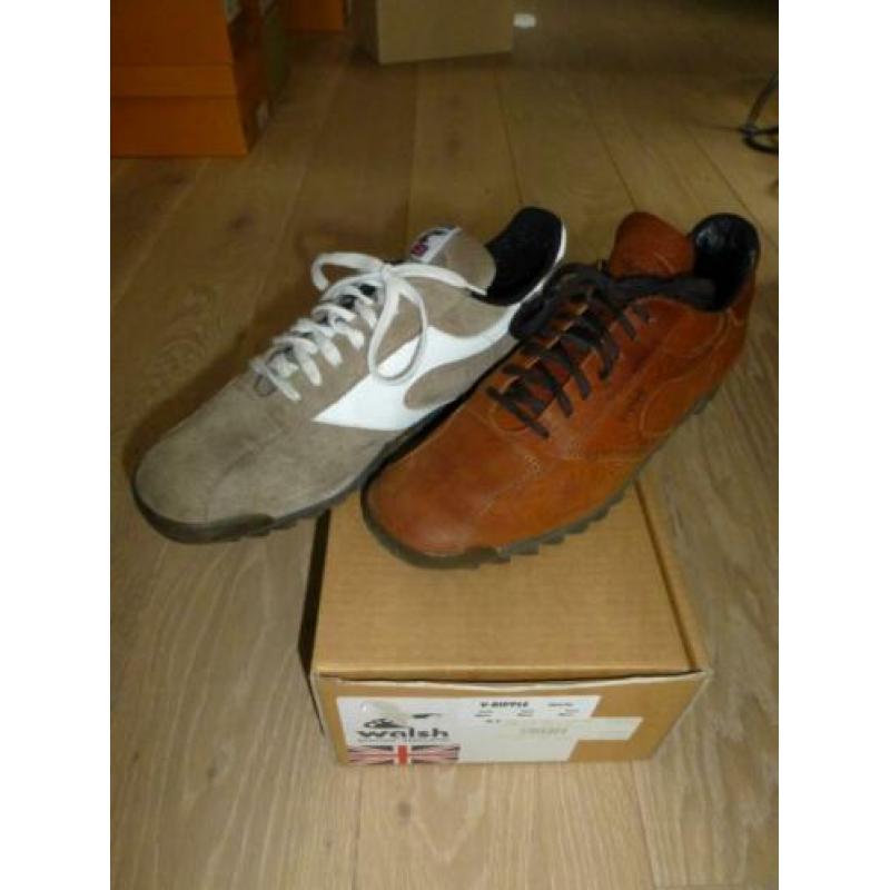 2 pr sneakers van WALSH Bolton England mt.(42)totaal 60 euro