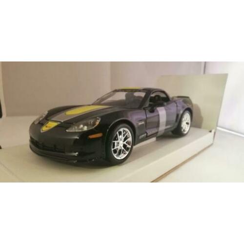 Chevrolet Corvette Stingray Schaal 1:24