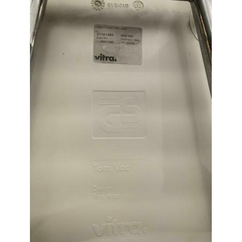 Vitra Tom Vac (Ron Arad)