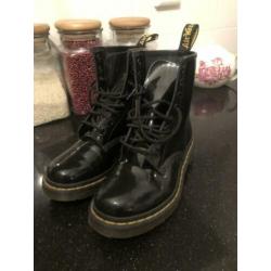 Dr martens zwart maat 36