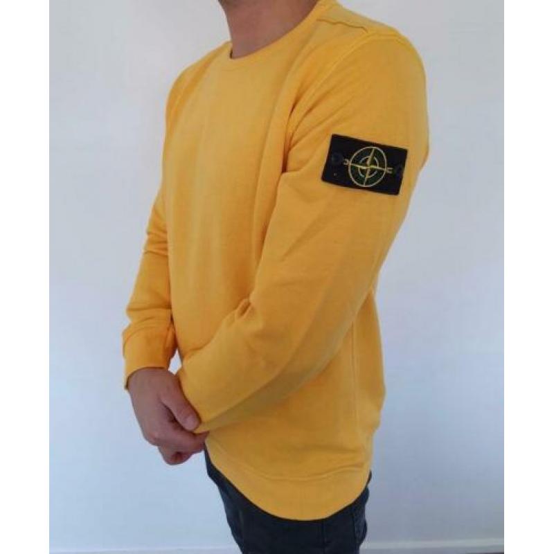 4 Truien €120,- Dsquared Stone Island Gucci Fendi Valentino