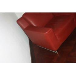 CLOAK design fauteuil d.rood leer , robuust , kwaliteit , nw