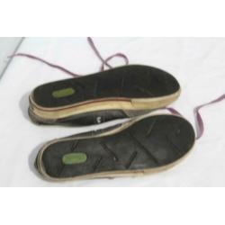 Stoere leren damesschoenen.Mt 39.Merk Simple