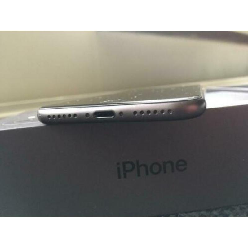 iPhone 8 64GB space grey
