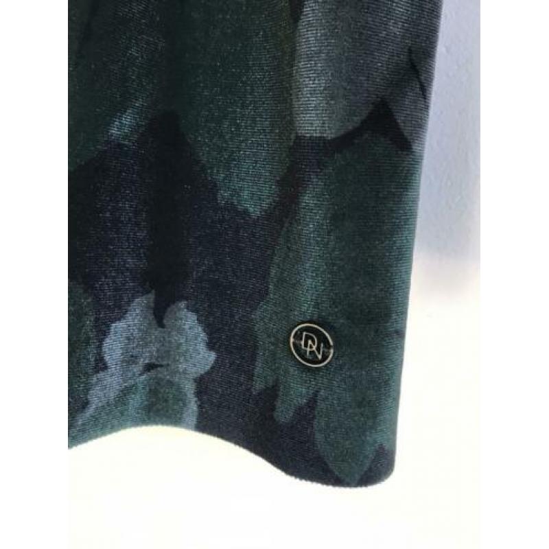 Velours t-shirt van Distrikt mt S in rijke blauw/groen tint