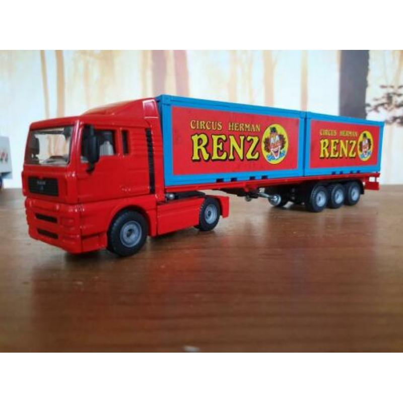Siku MAN TGA Circus Herman Renz containers 1:55 NM