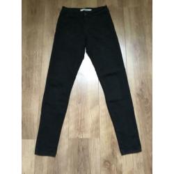 Mooie zwarte broek van VERO MODA mt XS