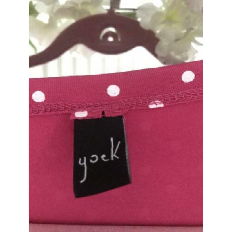 ?? Yoek knoopvestje roze polkadots 44-46