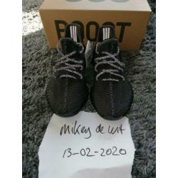 Adidas Yeezy Boost 350 V2 Black (non reflective)