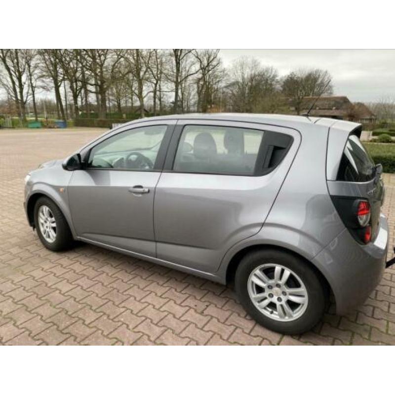 Chevrolet Aveo 1.3D 5-DEURS 2012 Grijs