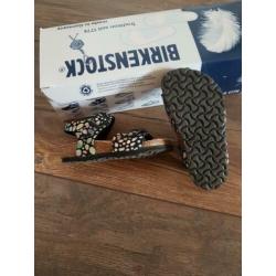 Nieuwe Birckenstock sandalen maat 24