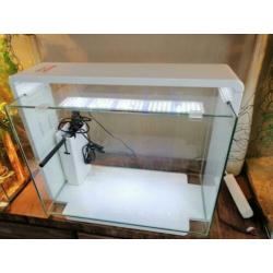 Heel mooi design aquarium te koop.