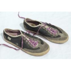 Stoere leren damesschoenen.Mt 39.Merk Simple