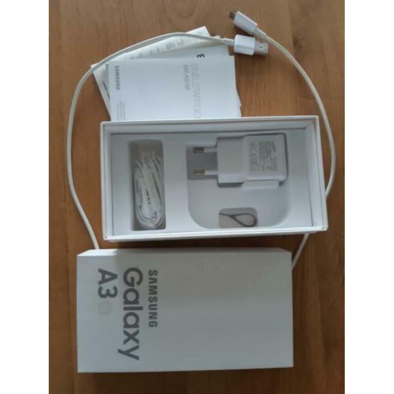 Samsung galaxy A3 2016 Gold