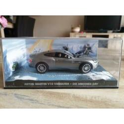 Nr.2 Aston Martin V12 Vanquish Diorama James Bond 1:43 ( UH