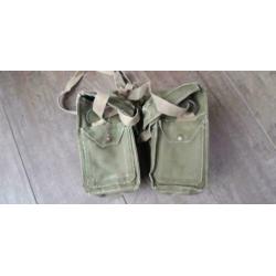 2x Engelse light Gasmasker tassen WO2 ????