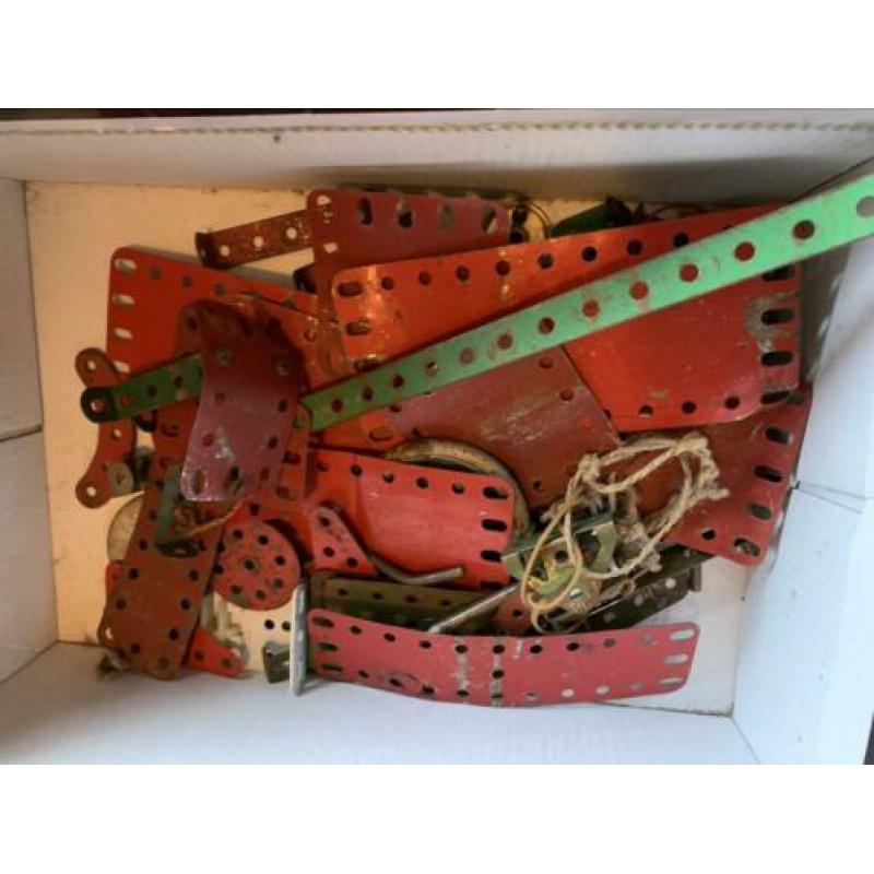 Oud mechanic / meccano