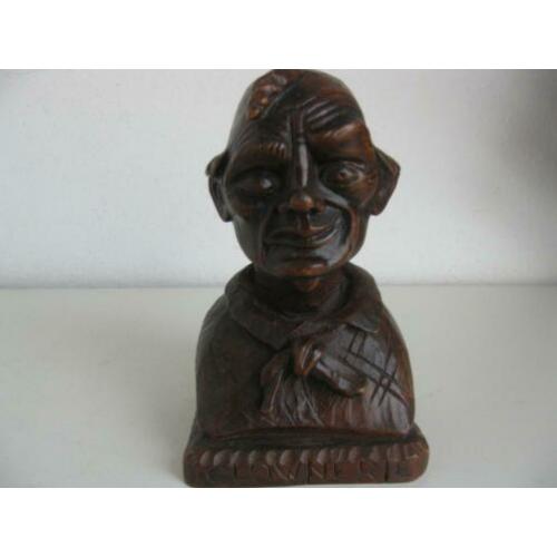 Clownerie. Houten beeldje. "Naar van Gestel".