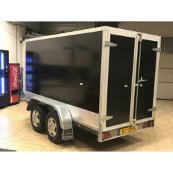 Gesloten dichte aanhanger aanhangwagen