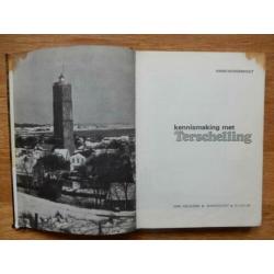 Boeken,knipsels,deel krant,hebbedingetjes over Terschelling.