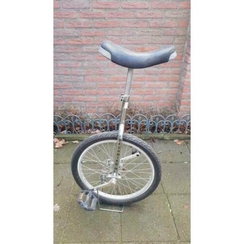 1 wieler, eenwieler, Circusfiets