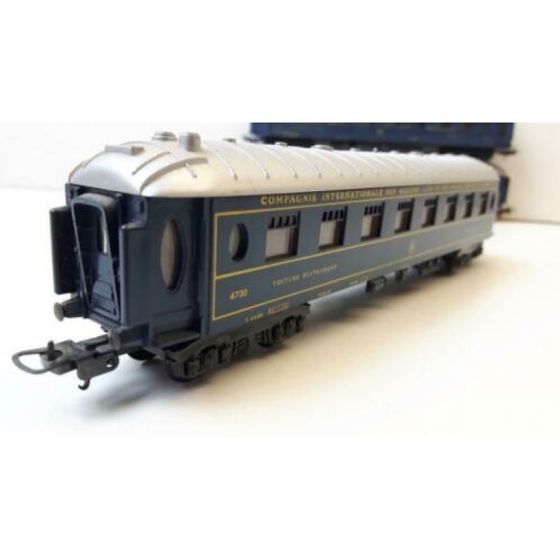 ﻿LIMA/JOUEF set CIWL Train Bleu