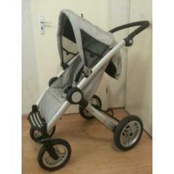 Schone Mutsy kinderwagen.