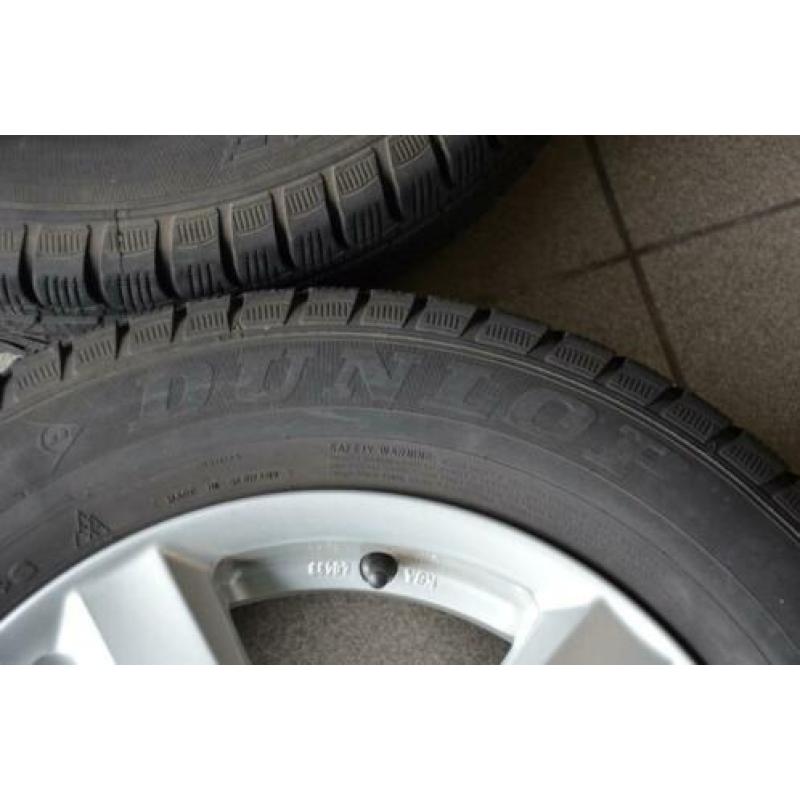 15 inch aluminium velgen met winterbanden